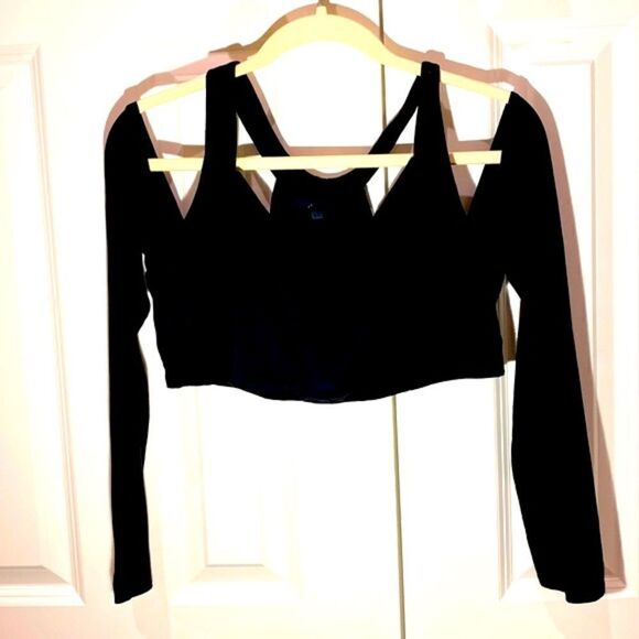 h:ours Audrey Top  - Picture 5 of 9